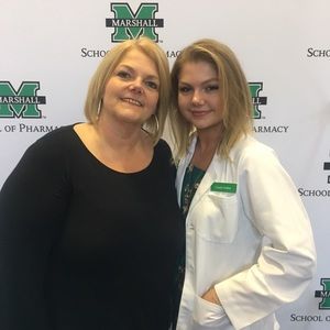 Meet your Posher, Cassie